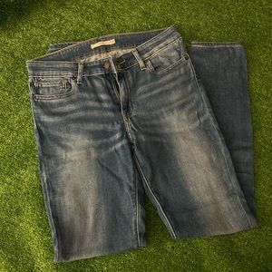Levi’s high rise jeans